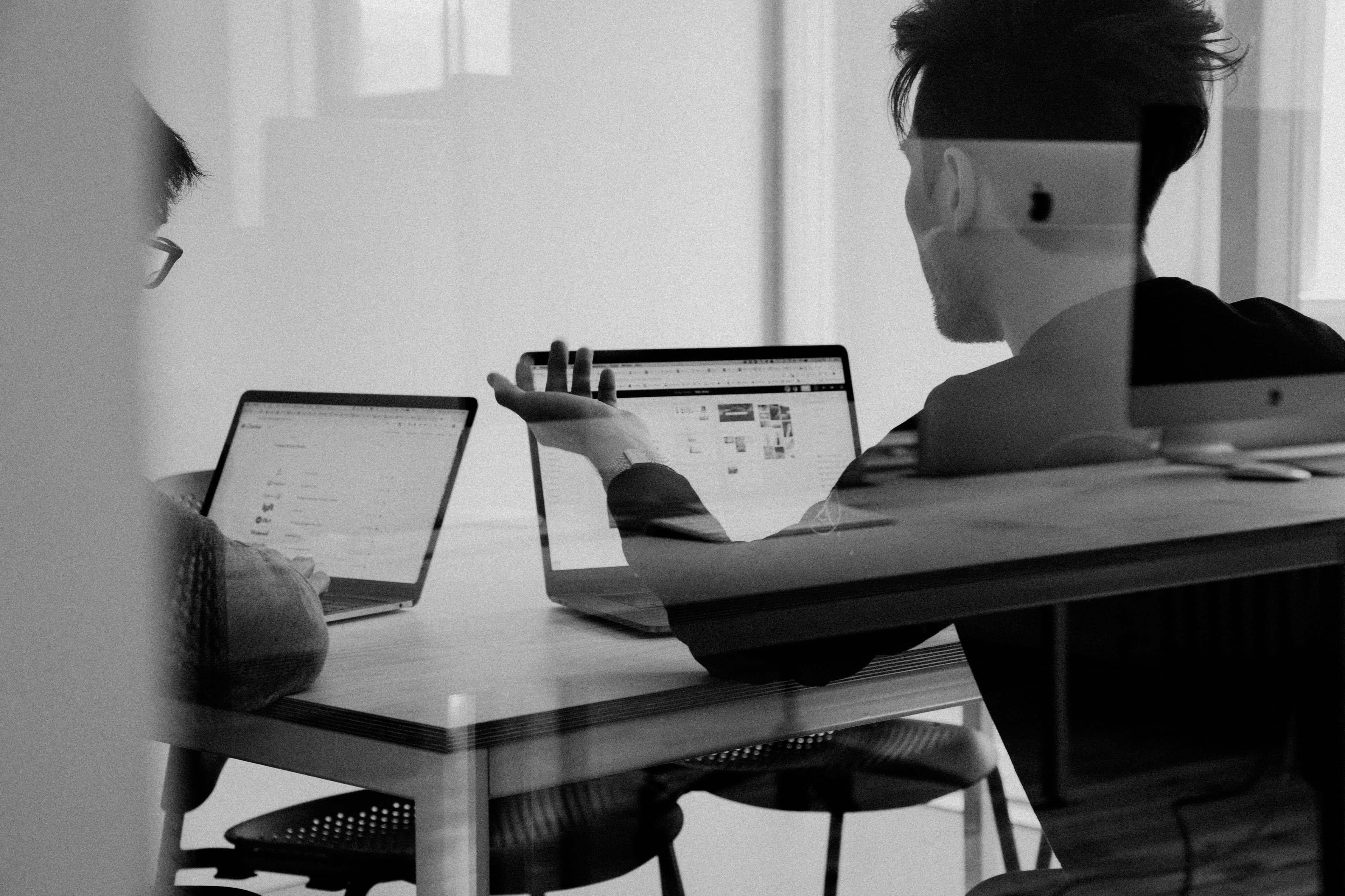 Harnessing Storytelling for Internal Communications: The Strategic Advantage Most Companies Overlook